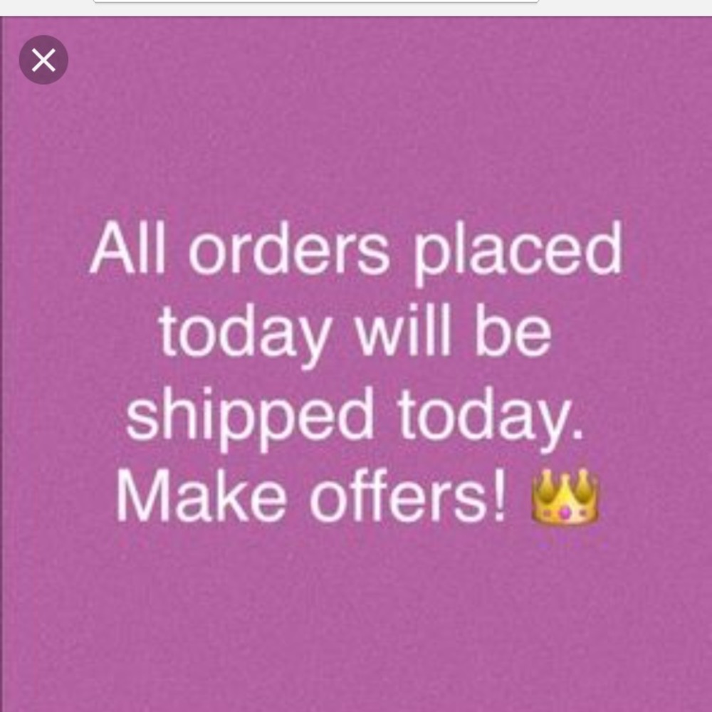 Send offers I’m clearing out my closet TODAY
